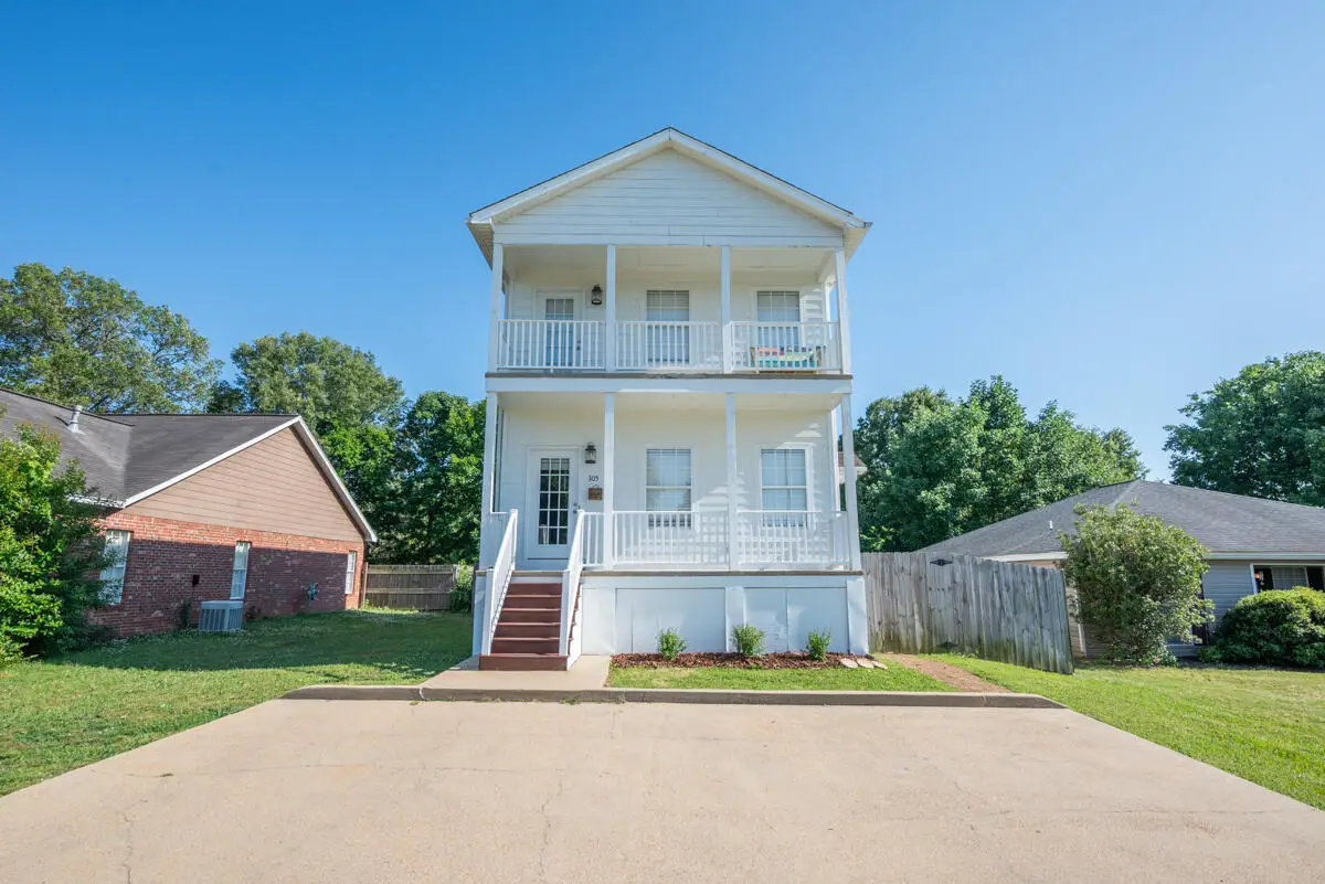 305 Clements, Starkville, MS 39759 - #1