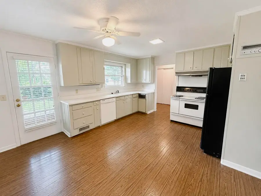 464 S Dunn, Eupora, MS 39744 - #3