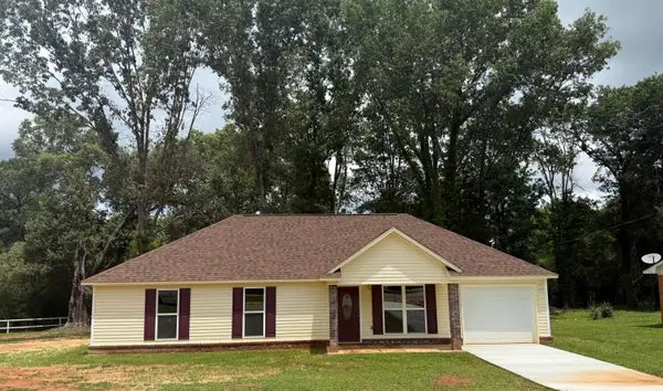 255 E Plum, Columbus, MS 39702