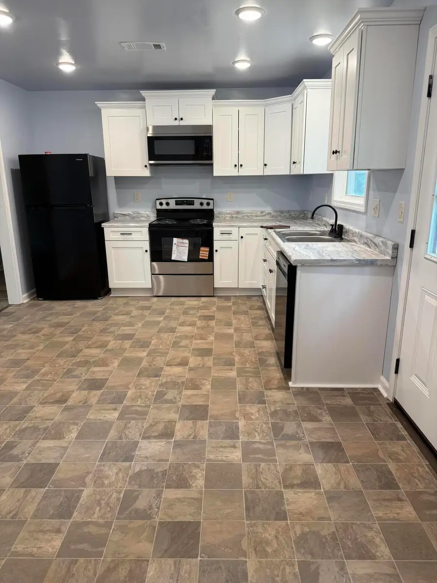 255 E Plum, Columbus, MS 39702 - #3
