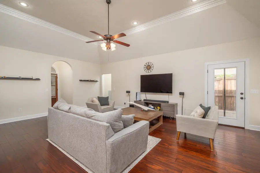 305 Suzanne, Starkville, MS 39759 - #2