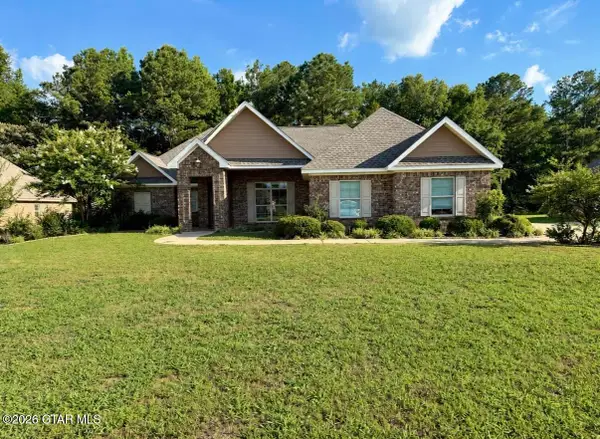 70 Lenox, Columbus, MS 39702