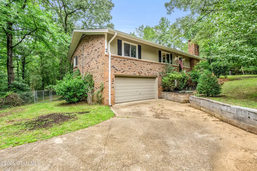 122 Davis Woods, Columbus, MS 39705 - #3