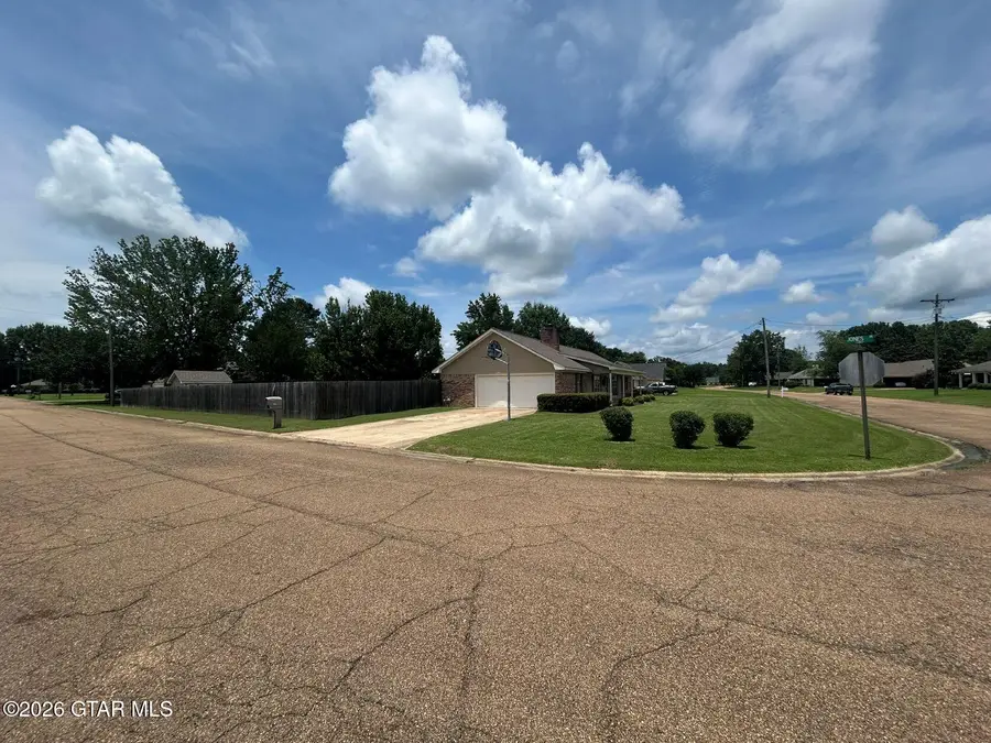 236 Swoope, Columbus, MS 39702 - #3