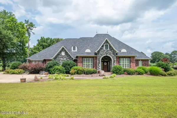 1746 S Montgomery, Starkville, MS 39759