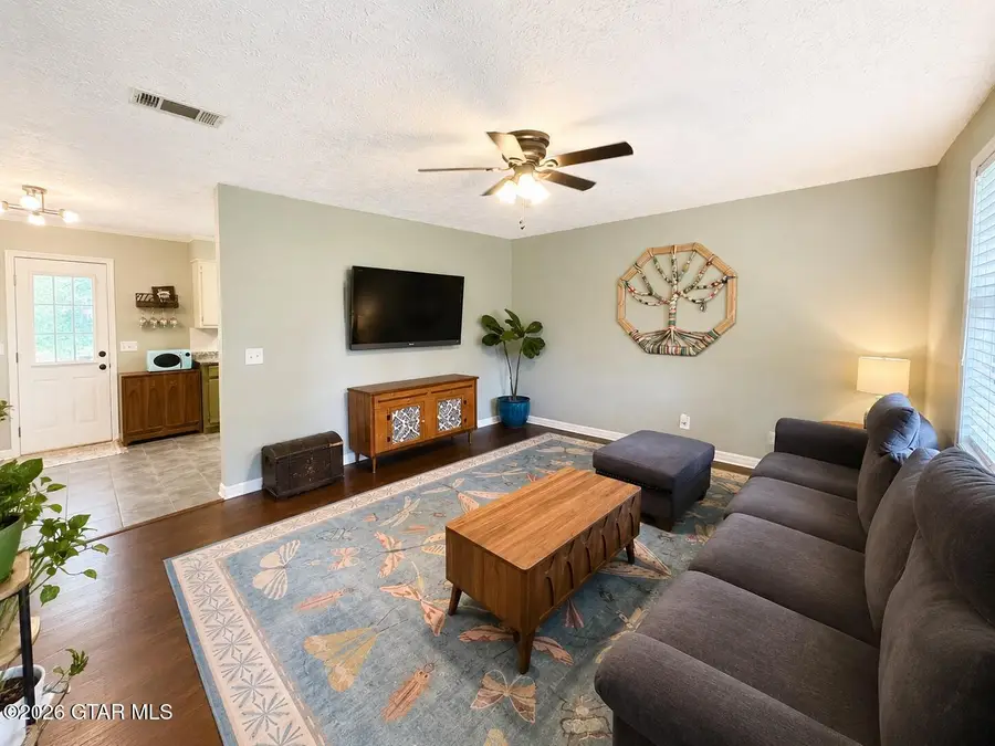 511 Deer, Columbus, MS 39702 - #3