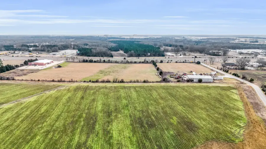 N Frontage Rd, Columbus, MS 39701 - #3