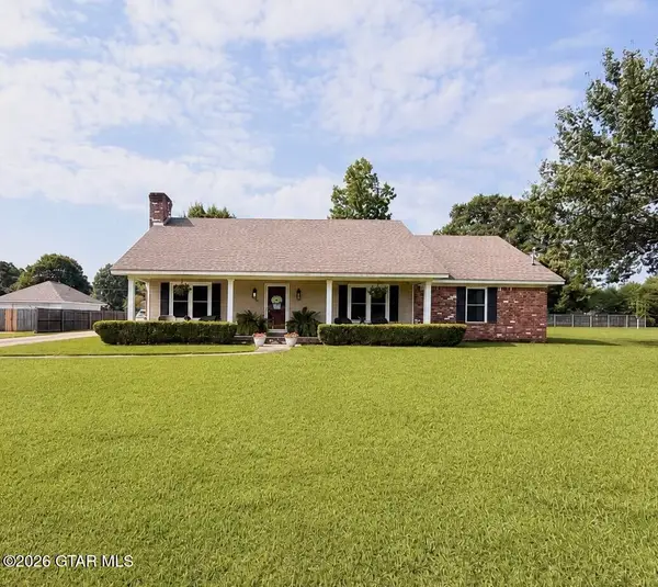 3220 Yorkville, Columbus, MS 39702