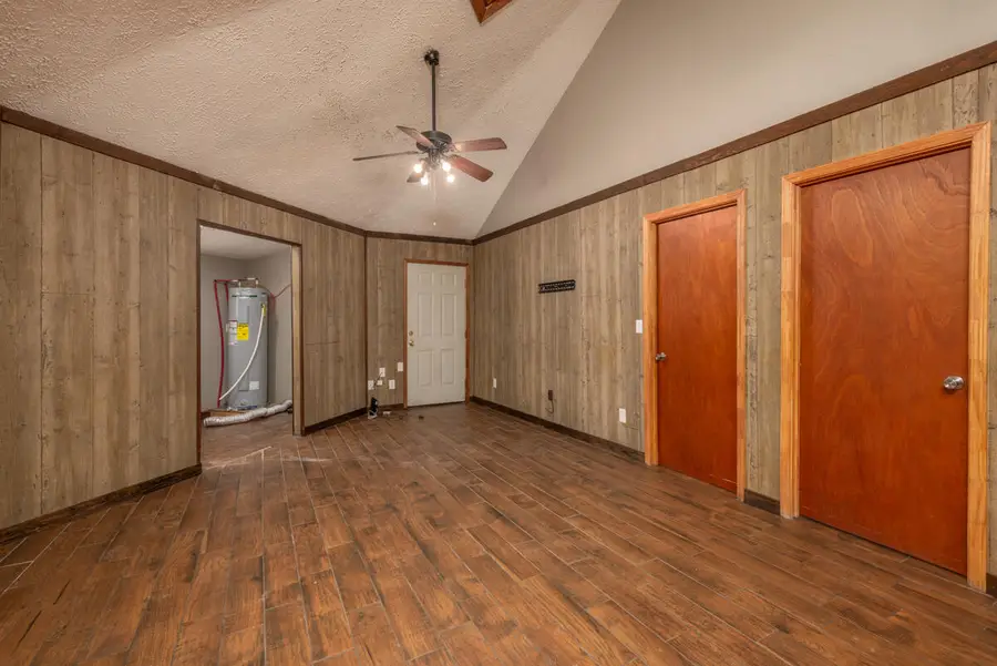 704 Roundhouse Rd, Starkville, MS 39759 - #2