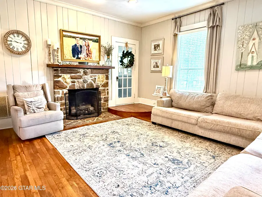1975 Estes, Louisville, MS 39339 - #3