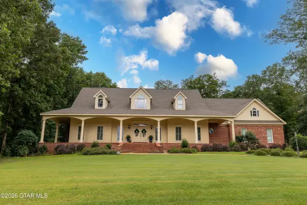1477 W Lakeshore, Starkville, MS 39759
