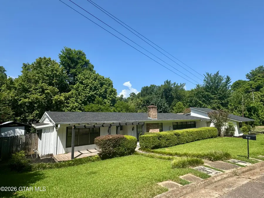 213 E White, Starkville, MS 39759 - #2