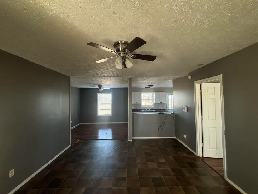 969 Porter Rd, Columbus, MS 39701 - #2