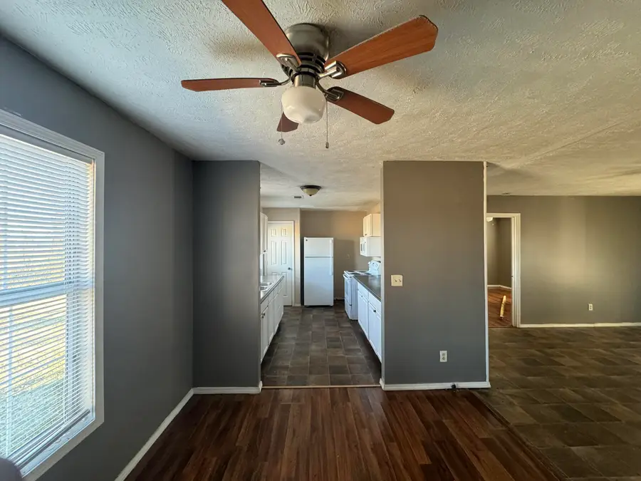 969 Porter Rd, Columbus, MS 39701 - #3