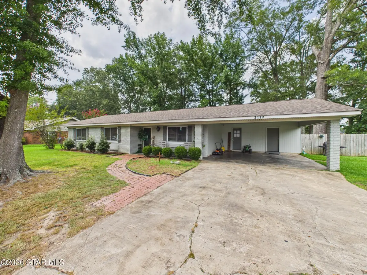 2119 O'leary, Columbus, MS 39702 - #1