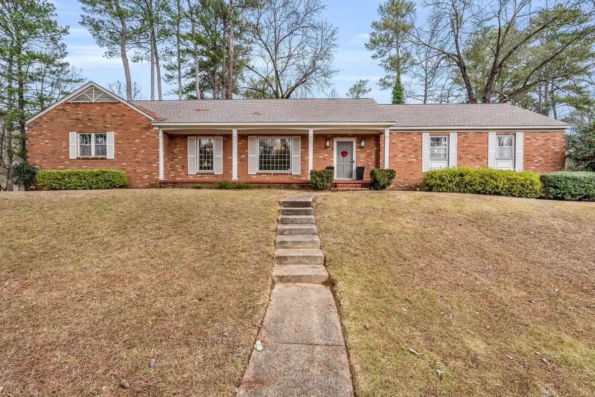 803 19th Ave, Columbus, MS 39701 - #1