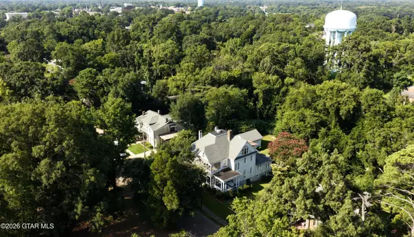 1001 10th, Columbus, MS 39701