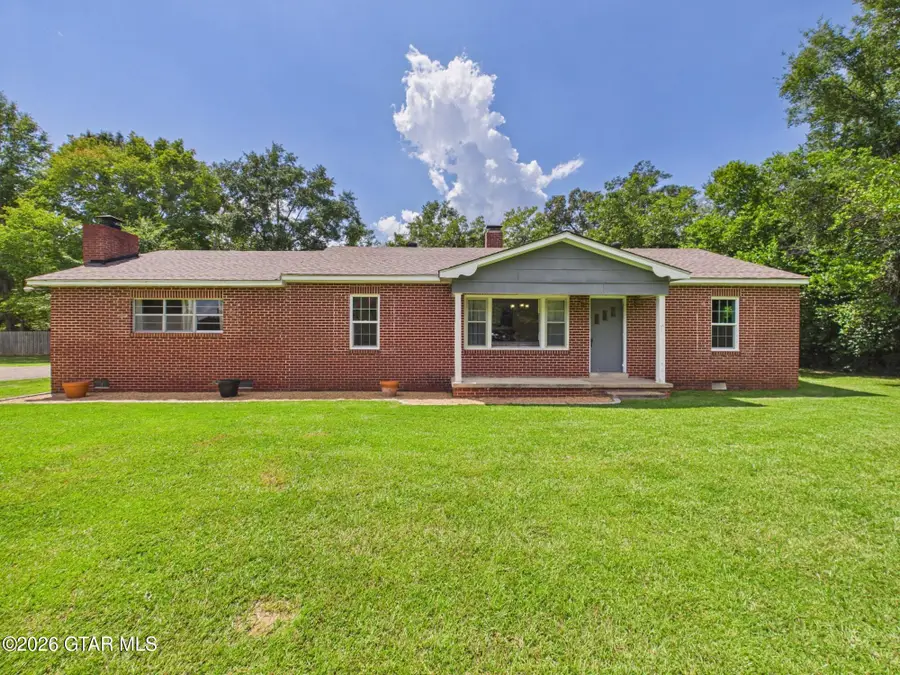 1608 S Pickensville, Columbus, MS 39702 - #2