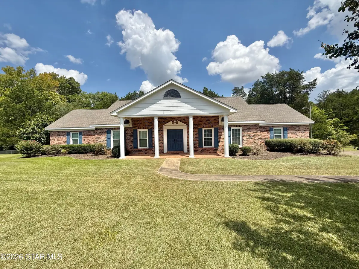 227 Pinecrest, Macon, MS 39341 - #1