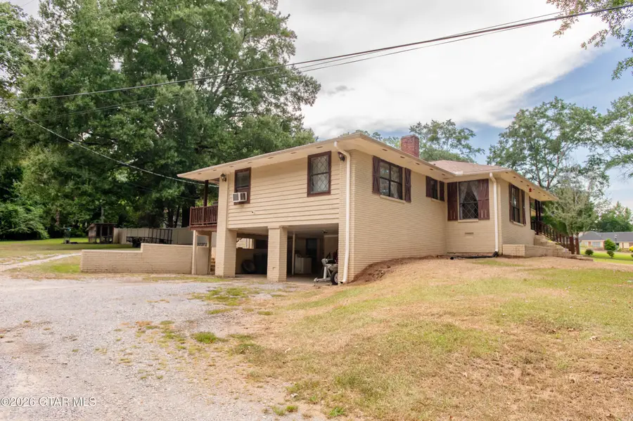 3393 Military, Columbus, MS 39705 - #3