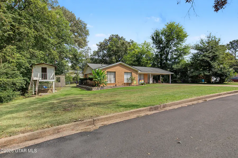 202 Rosewood, Starkville, MS 39759 - #3