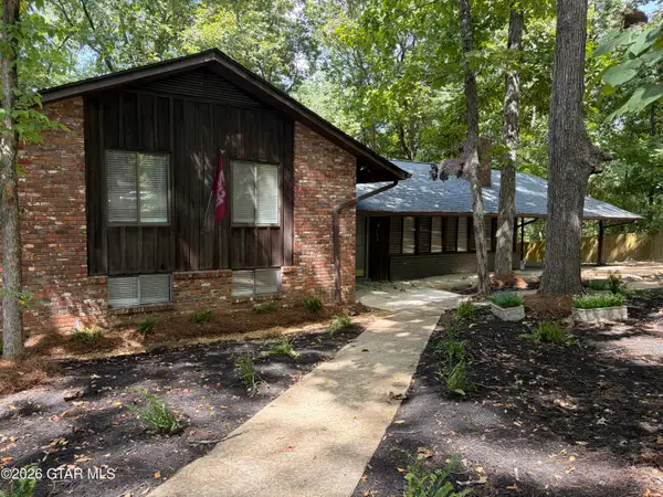 113 Forest Hill, Starkville, MS 39759
