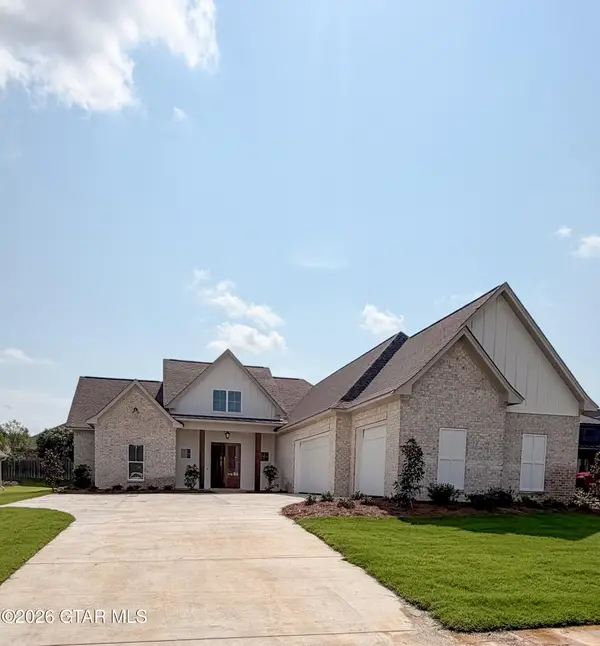 63 Huxley Dr, Starkville, MS 39759