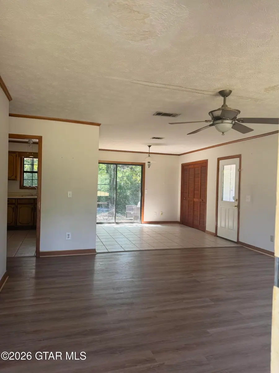 255 Shirley, Columbus, MS 39702 - #2