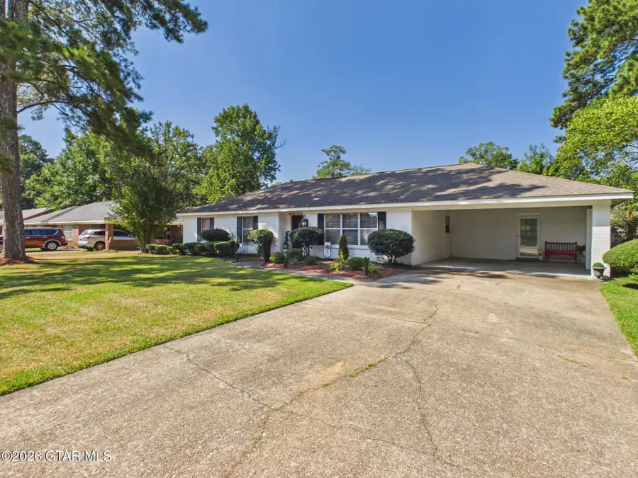 3411 Camellia, Columbus, MS 39705 - #3