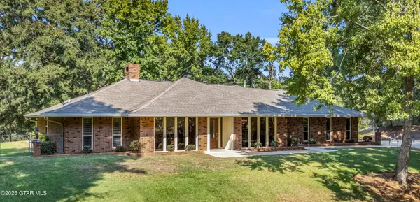 84 Crescent, Columbus, MS 39705