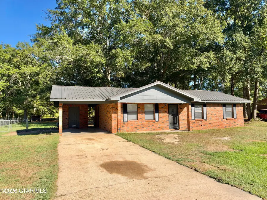 158 Lone Oak Park, West Point, MS 39773 - #2