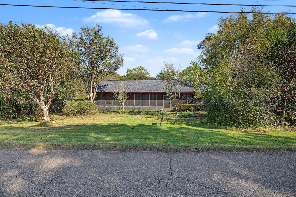 133 Dowdle, Columbus, MS 39702 - #1