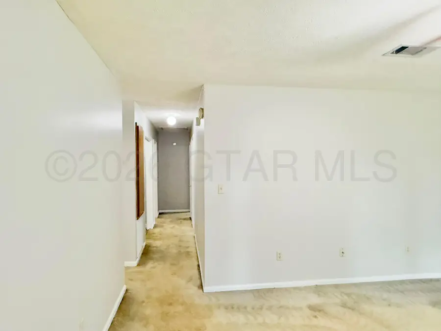 294 Madeira, Columbus, MS 39702 - #2