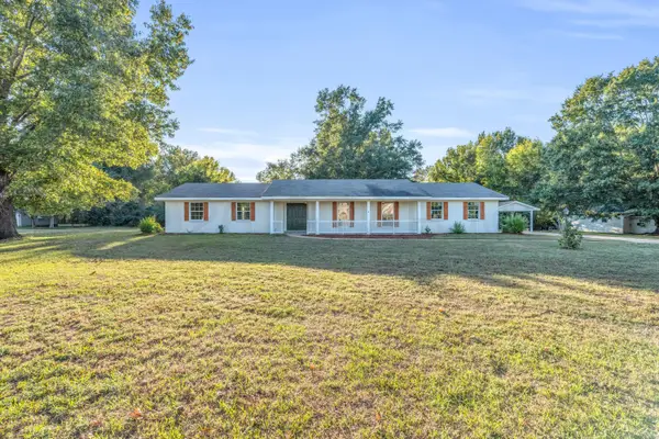 2663 Ridge, Columbus, MS 39705