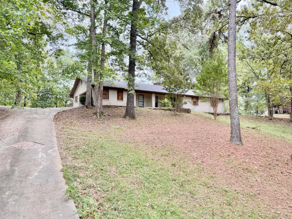 315 Dogwood, Columbus, MS 39705 - #1