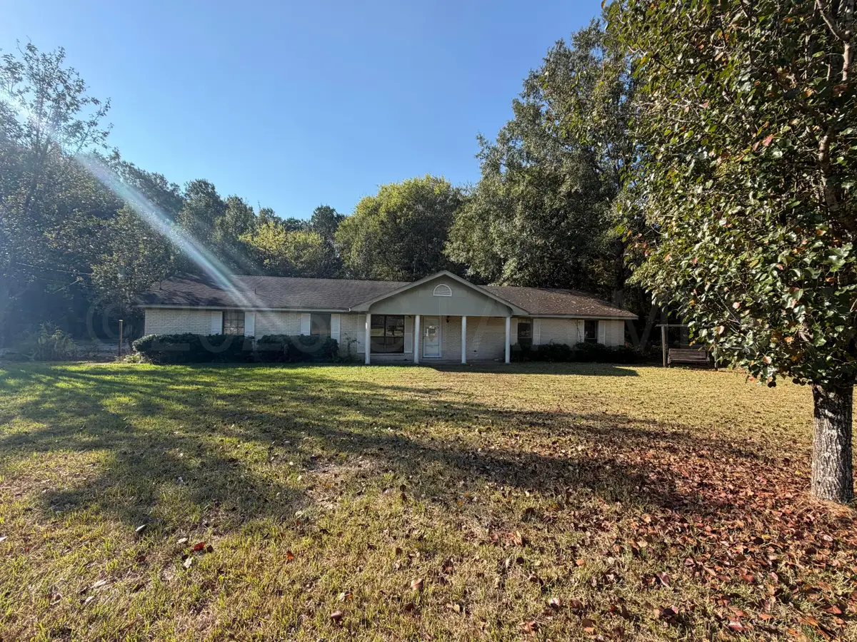 3990 Mississippi 50, Columbus, MS 39702 - #1