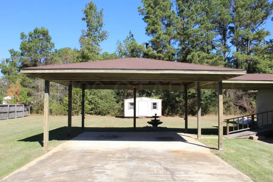 167 Moore, Columbus, MS 39702 - #3