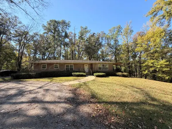 3610 E Church Hill, West Point, MS 39773