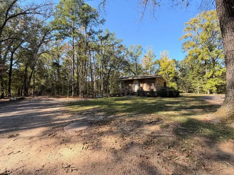 3610 E Church Hill, West Point, MS 39773 - #3