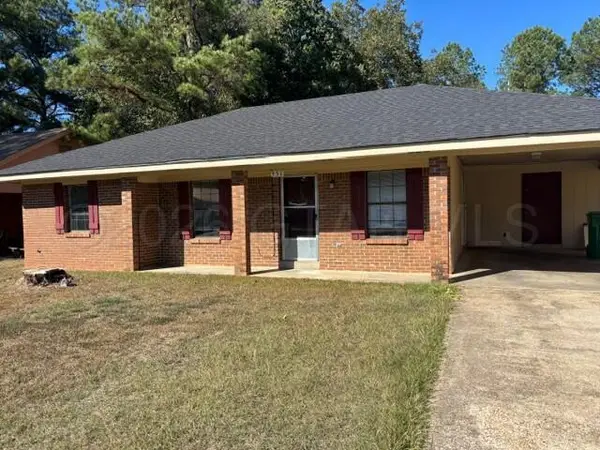 551 Brooks, Columbus, MS 39702