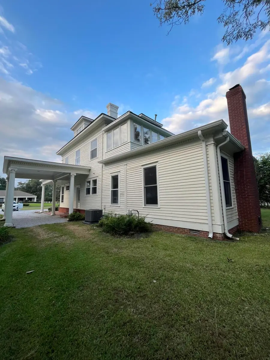 26852 E Main, West Point, MS 39773 - #3