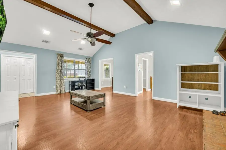 248 Lakeover Dr, Columbus, MS 39702 - #3