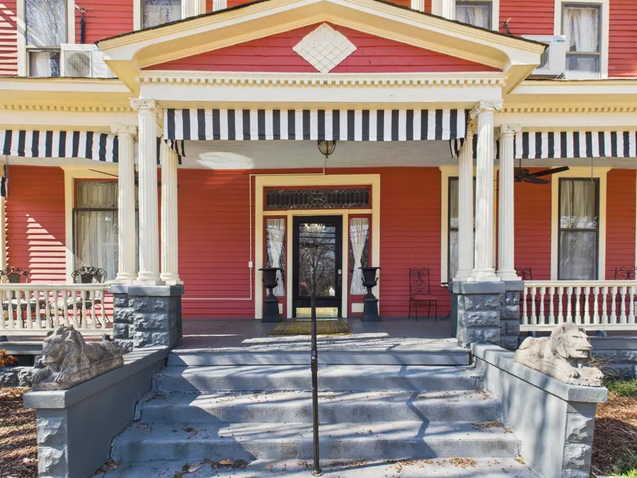 407 S Meridian Street, Aberdeen, MS 39730 - #3