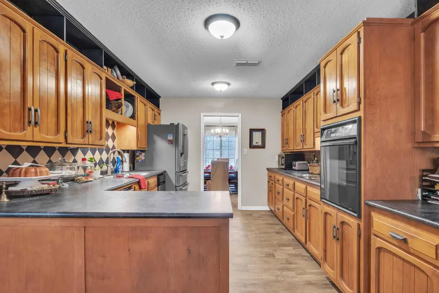 510 Bunkerhill, Columbus, MS 39705 - #3