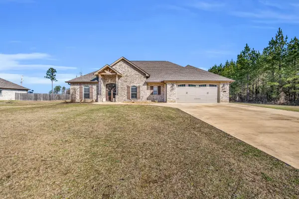 189 Frye Cir, Caledonia, MS 39740