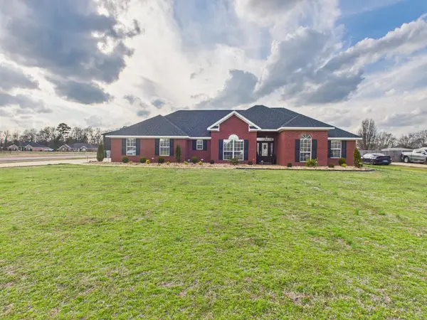 406 Pleasant Hill, Columbus, MS 39702