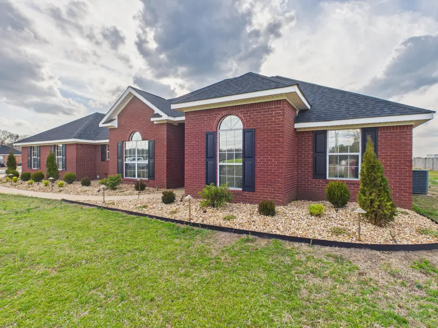 406 Pleasant Hill, Columbus, MS 39702 - #3