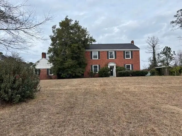 1007 W Commerce St, Aberdeen, MS 39730 - #2