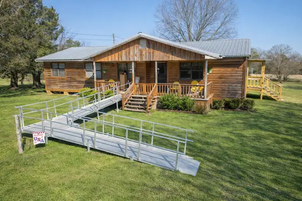 206 Dunnigan, West Point, MS 39773