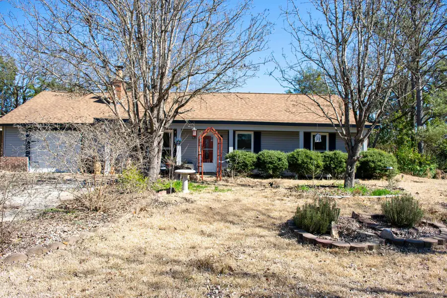 164 Eutaw Dr, Starkville, MS 39759 - #2